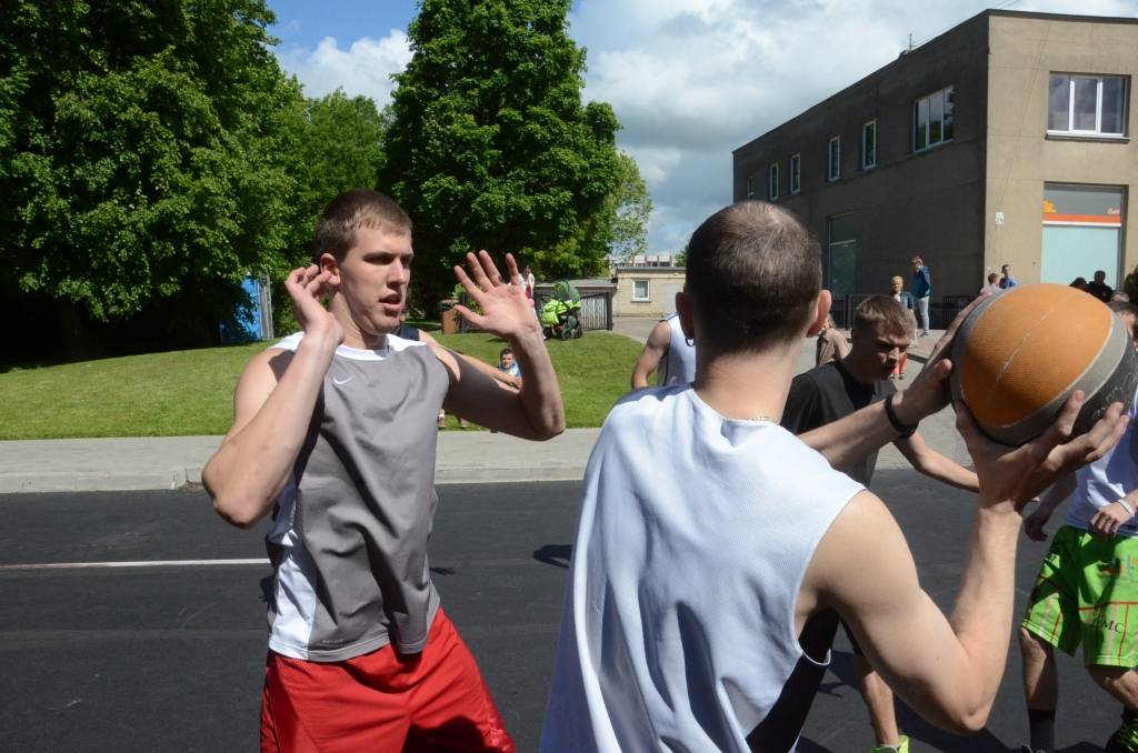 Liepājas ielu basketbola čempionāta "Bruģa bumba" otrais posms