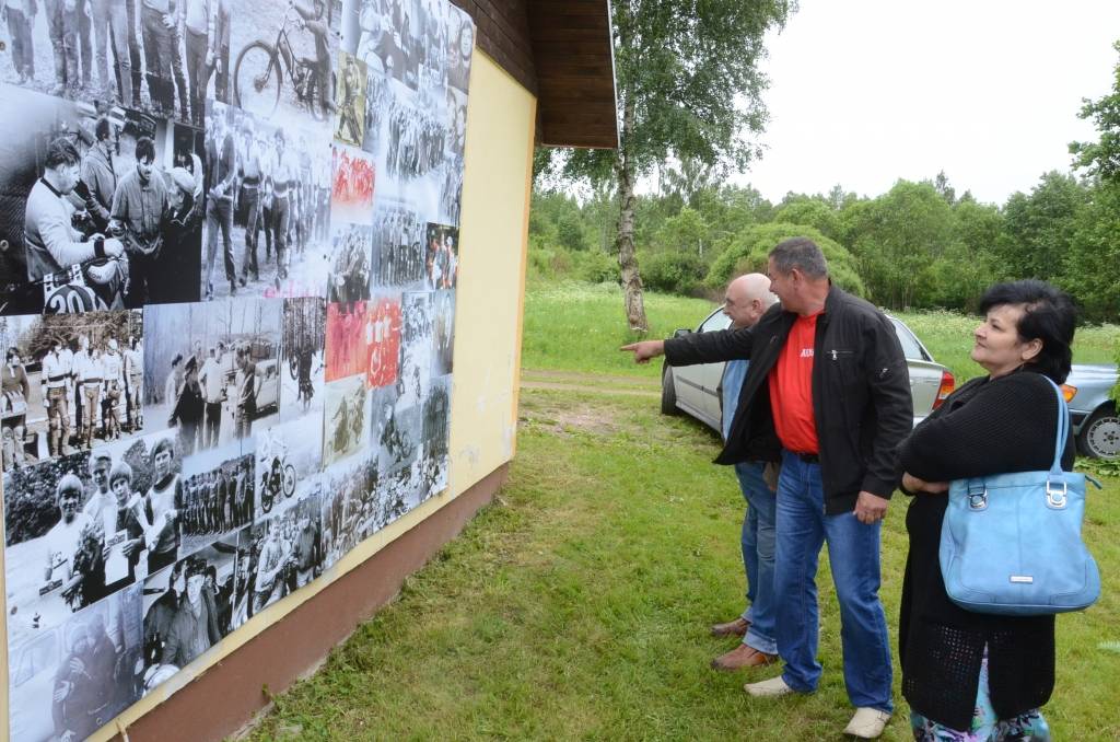 FOTO.VIDEO: Salido leģendārā motokluba "Atlantika" dalībnieki