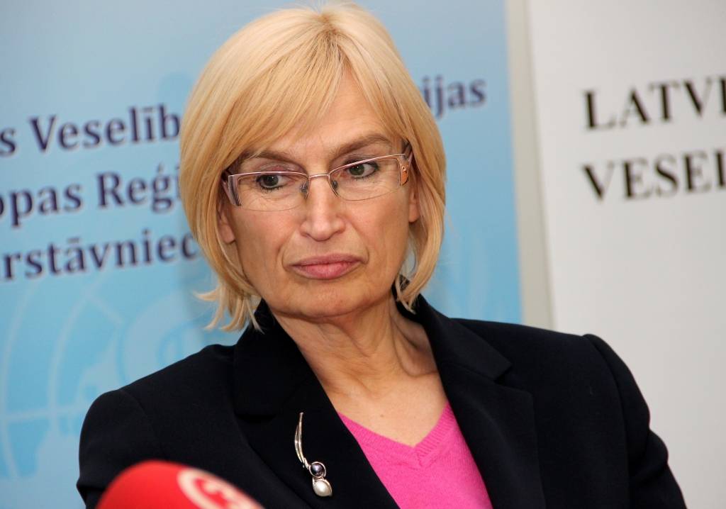 Arī mediķu arodbiedrība pieprasa Circenes demisiju