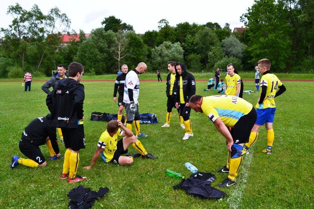 Aizputes novada 2014. gada čempionāta futbolā 7:7 pirmais aplis