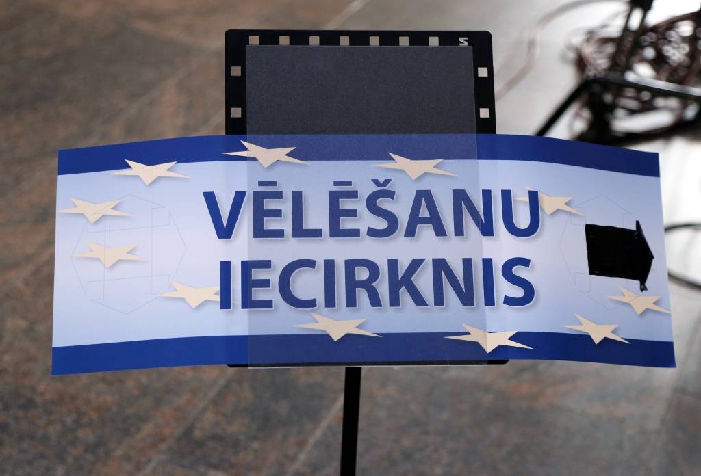 Pētījums: Pievienoties kādai partijai Latvijā ir apgrūtinoši