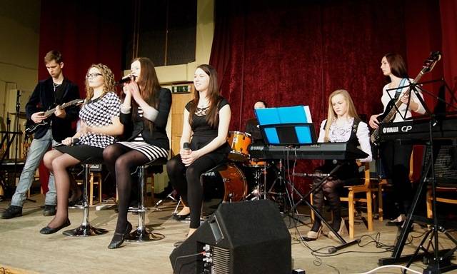 Pirmoreiz Nīcā organizē Latvijas jauniešu vokāli instrumentālo ansambļu festivālu