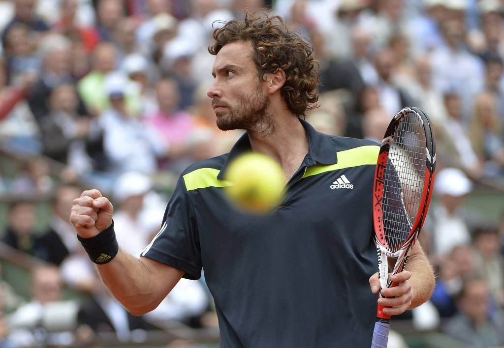 Gulbis mačā pret ukraini Stahovski tiecas pēc vietas Vimbldonas čempionāta trešajā kārtā