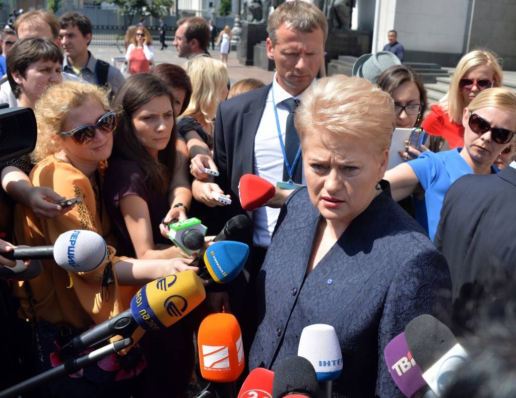 Grībauskaite Putinu pielīdzina Hitleram un Staļinam