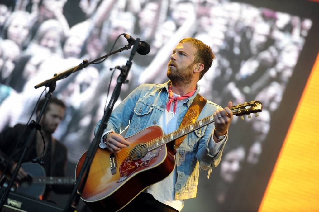 FOTO: Kings of Leon koncerts Mežaparka estrādē