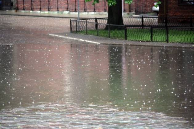 Šodien Latvijā daudzviet pa laikam līs