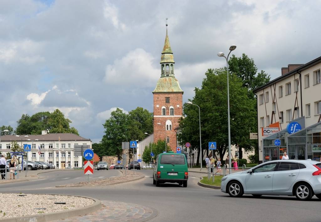 Biznesa vieta: Teātra un Gaujmalas ieskauts bizness  