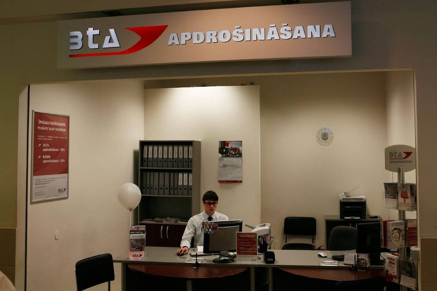 Sprādzienā Liepājas daudzdzīvokļu namam nodarītos zaudējumus lūgs atlīdzināt apdrošinātājam