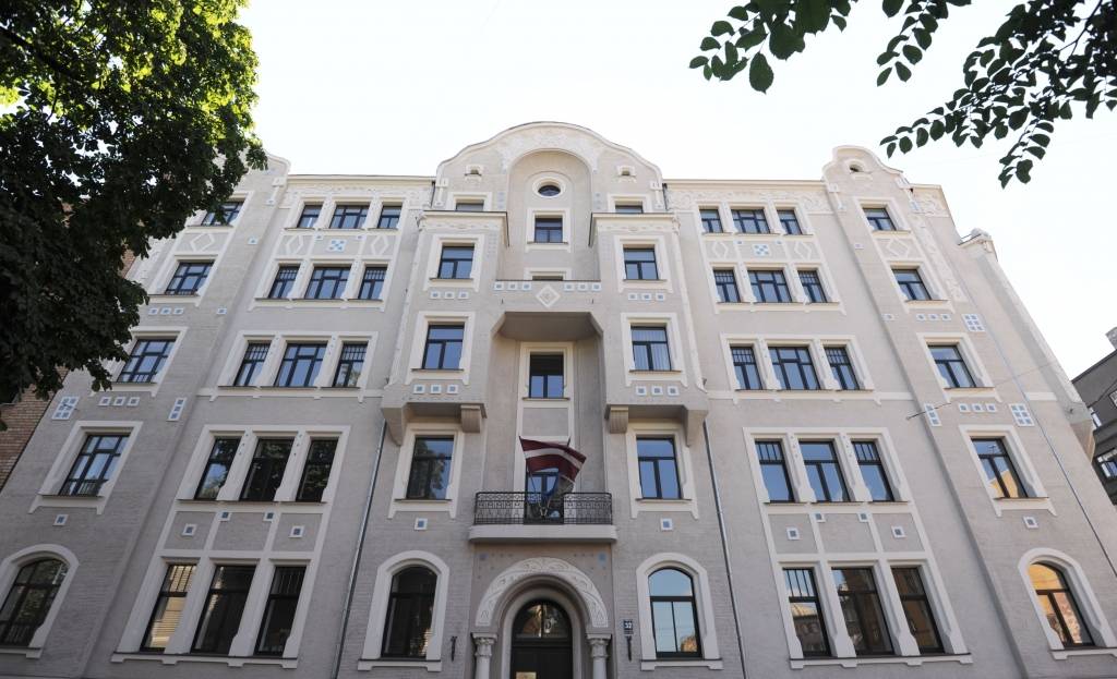 Rīgas dome pārdošanai atdod arvien vērtīgākus pilsētas īpašumus
