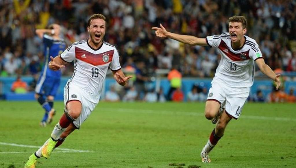 Vācijas izlase ceturto reizi izcīna Pasaules kausu futbolā