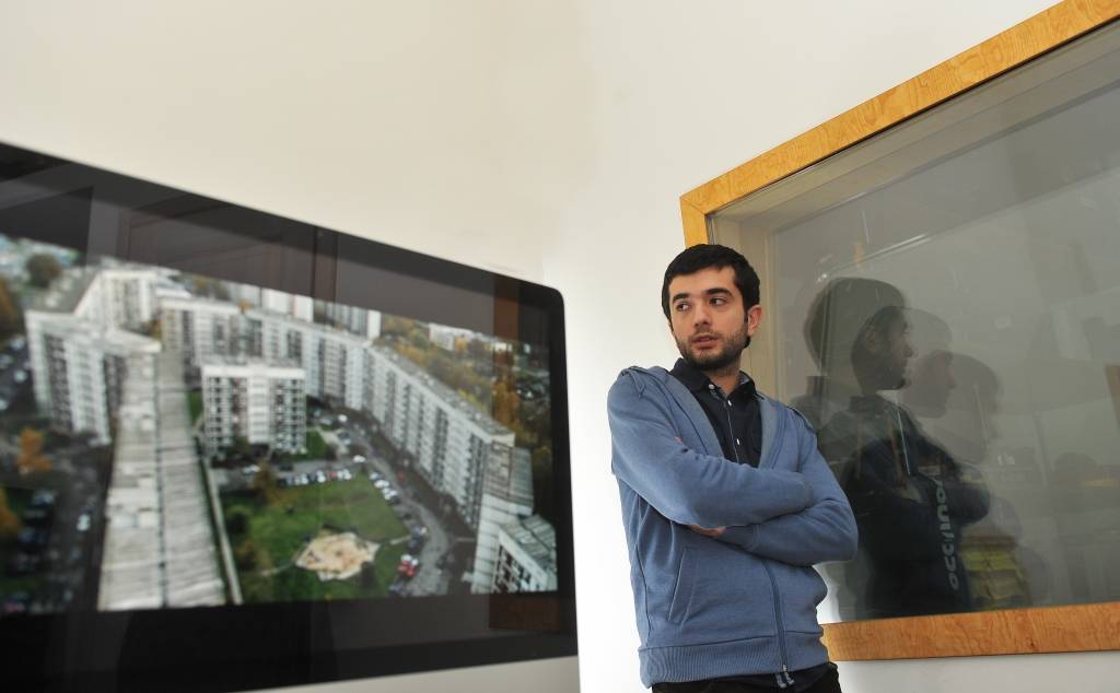 Aika Karapetjana jauno filmu salīdzina ar Trīra un Linča darbiem