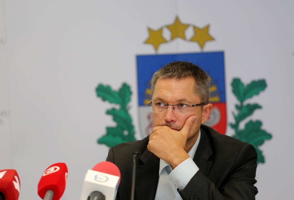 Nodokļu apiešanas shēmas: Kā apvilcies zirnekļu tīkls