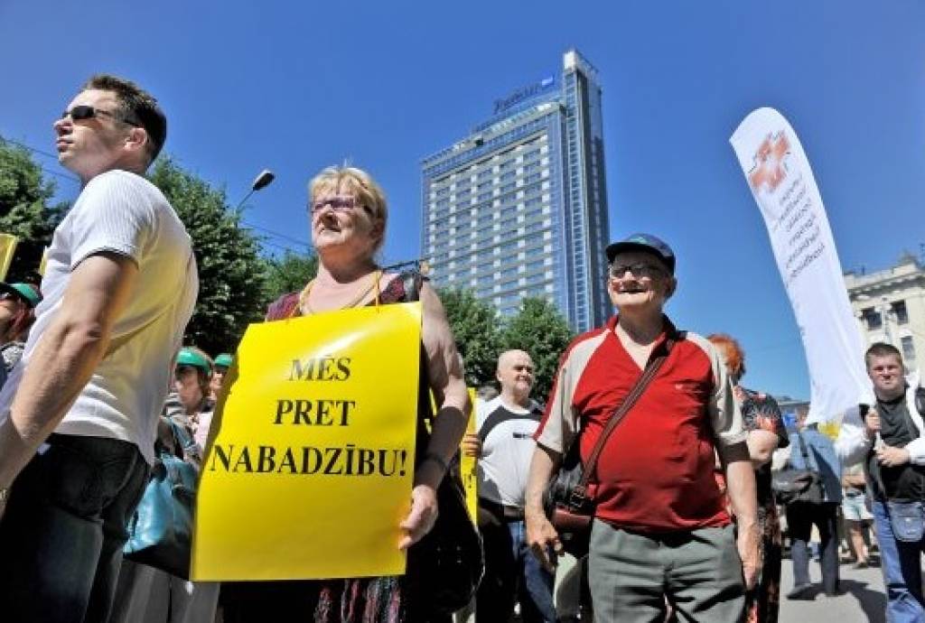 Pensionārs par protesta akcijām: Ampelēšanās nav laba doma