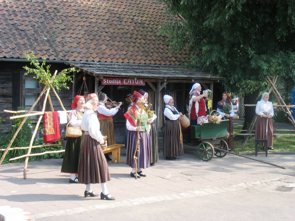 FOTO: Nosvinēta Annas diena