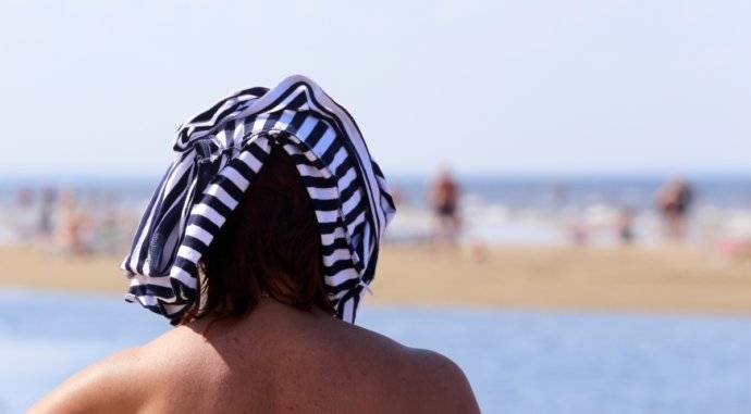 Šodien turpināsies karstums; negaisu būs maz