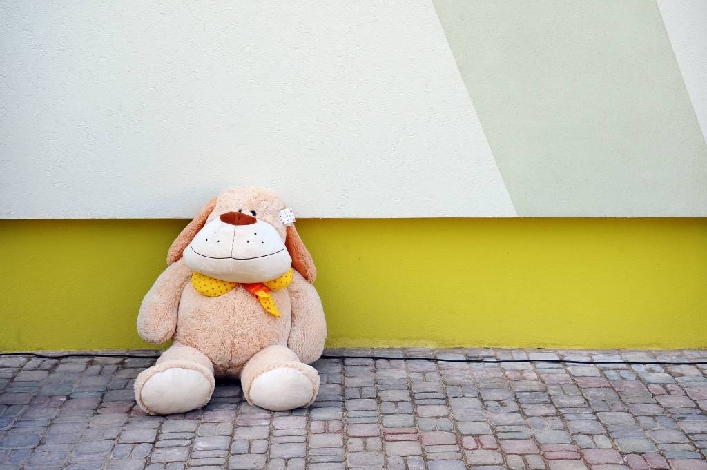 Vecāku dotību trūkuma dēļ aizvien biežāk cieš bērni