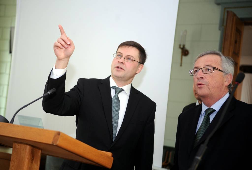 Dombrovskis varētu ieņemt ES finanšu sistēmas pārrauga amatu