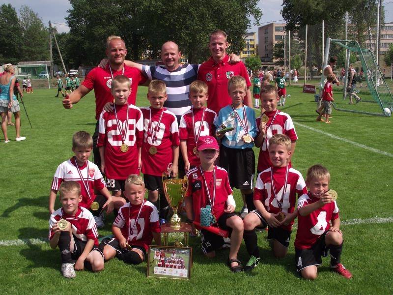 "Nīcas" jaunie futbolisti uzvar "Dobrecova kausā 2014"