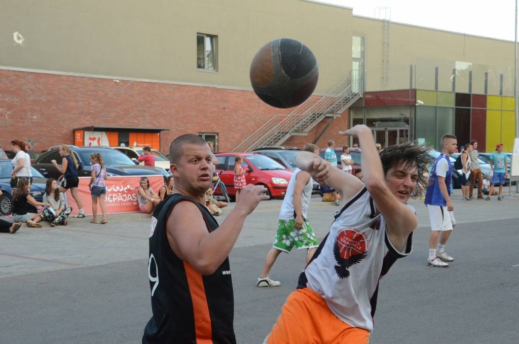 Tiks noskaidroti jaunie "Bruģa Bumbas" čempioni