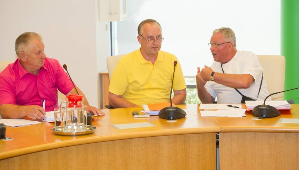 Grigules atbalstītājs tiek pie zemes Jūrmalā
