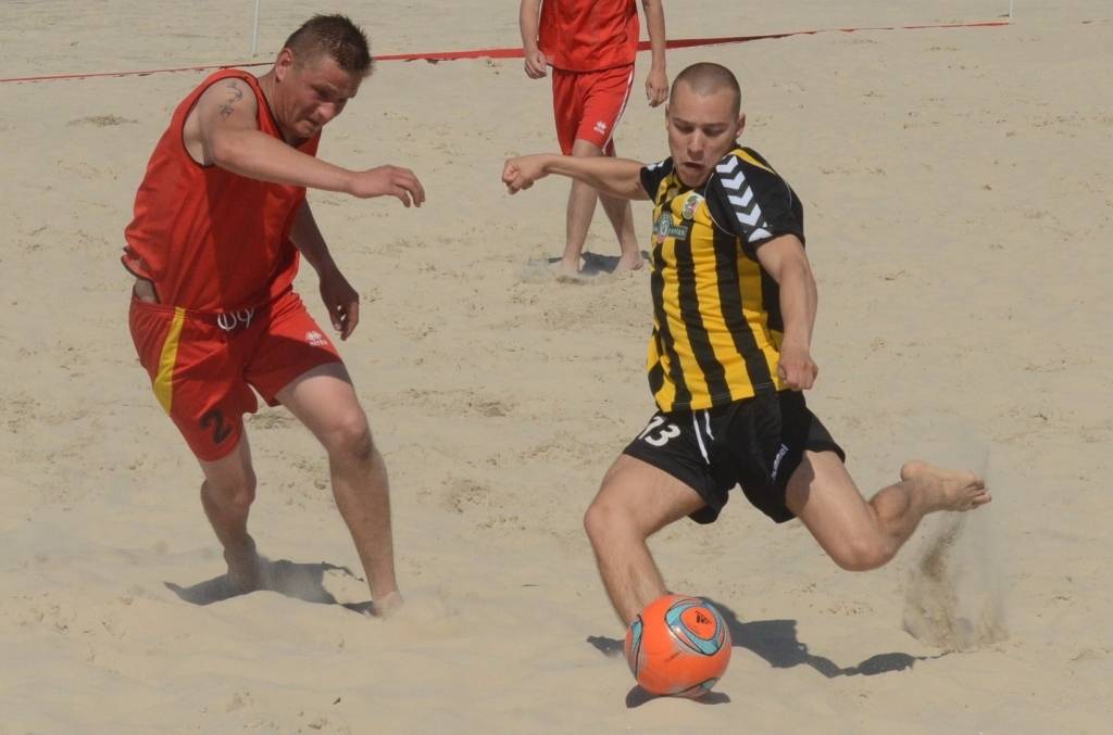 "Liepājas papīrs" spēlēs Latvijas kausa izcīņas pludmales futbolā priekšsacīkstēs