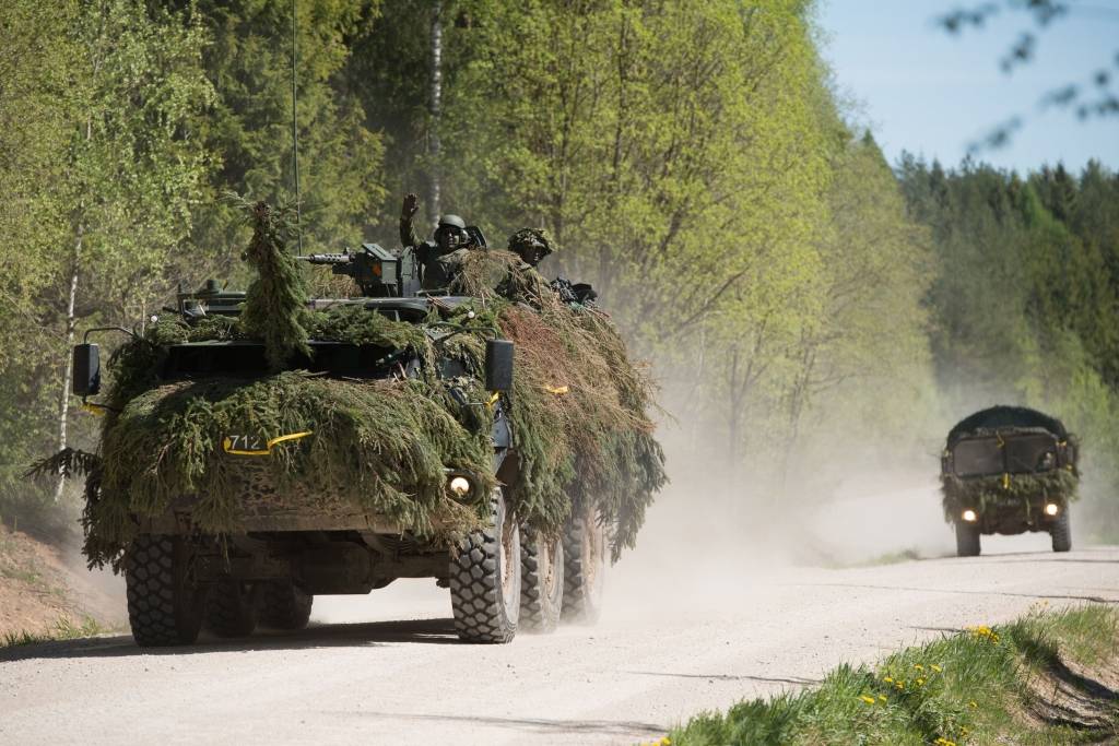 Igaunija pavasarī rīkos līdz šim plašākos armijas manevrus