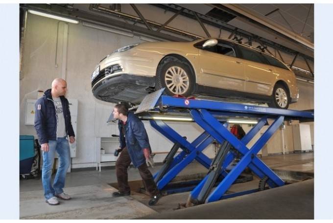 CSDD aicina autobraucējus ikdienā vairāk rūpēties par savu automašīnu tehnisko stāvokli