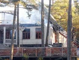 Liepājas pašvaldība savā īpašumā vēlas iegūt savulaik nodegušo viesu māju "Villa Alma"