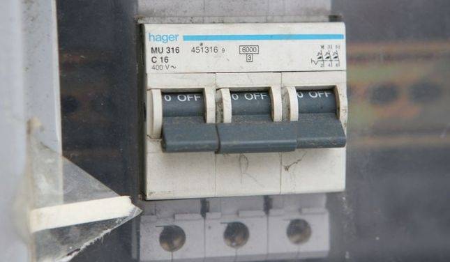 Nīcas centrā divas dienas daļēji nebūs elektrība