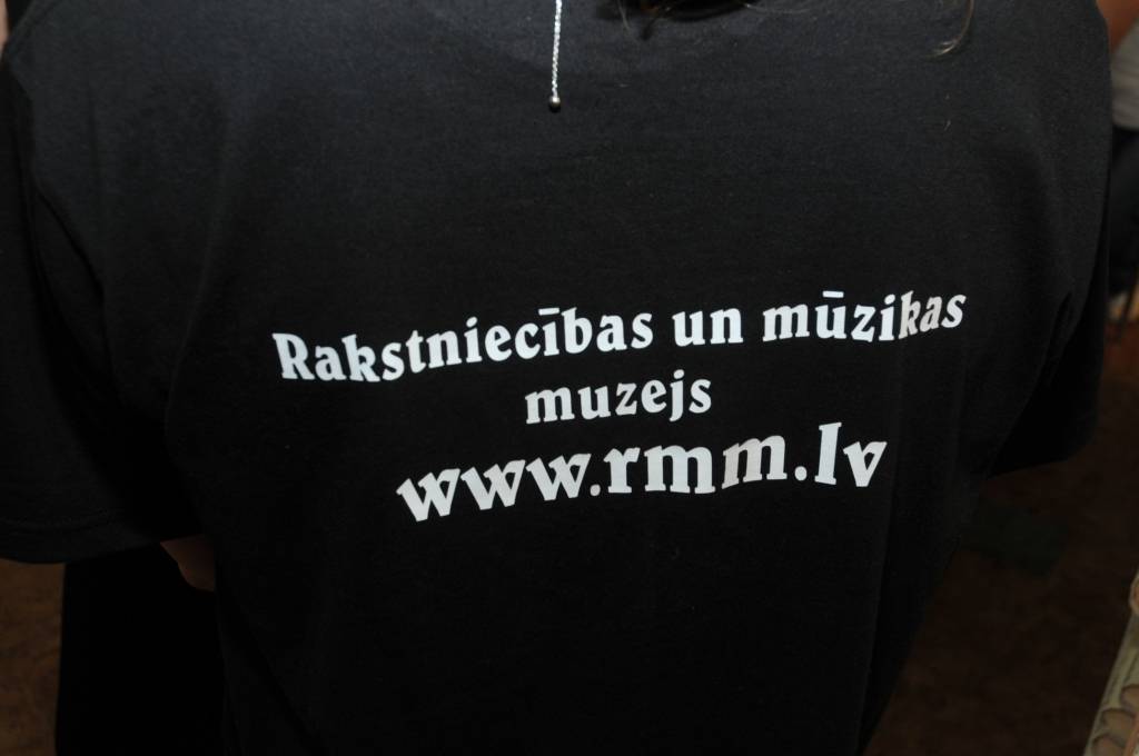 Liepājnieki dalās stāstos par dziesmu