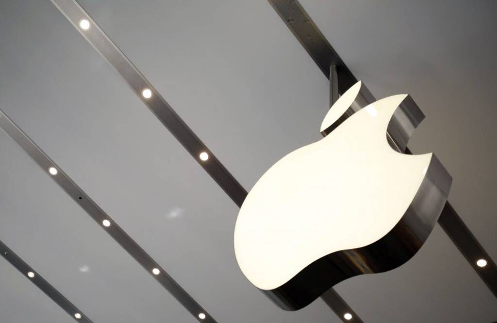 Apple vērtība, gaidot jaunos produktus, sasniedz rekordaugstu līmeni