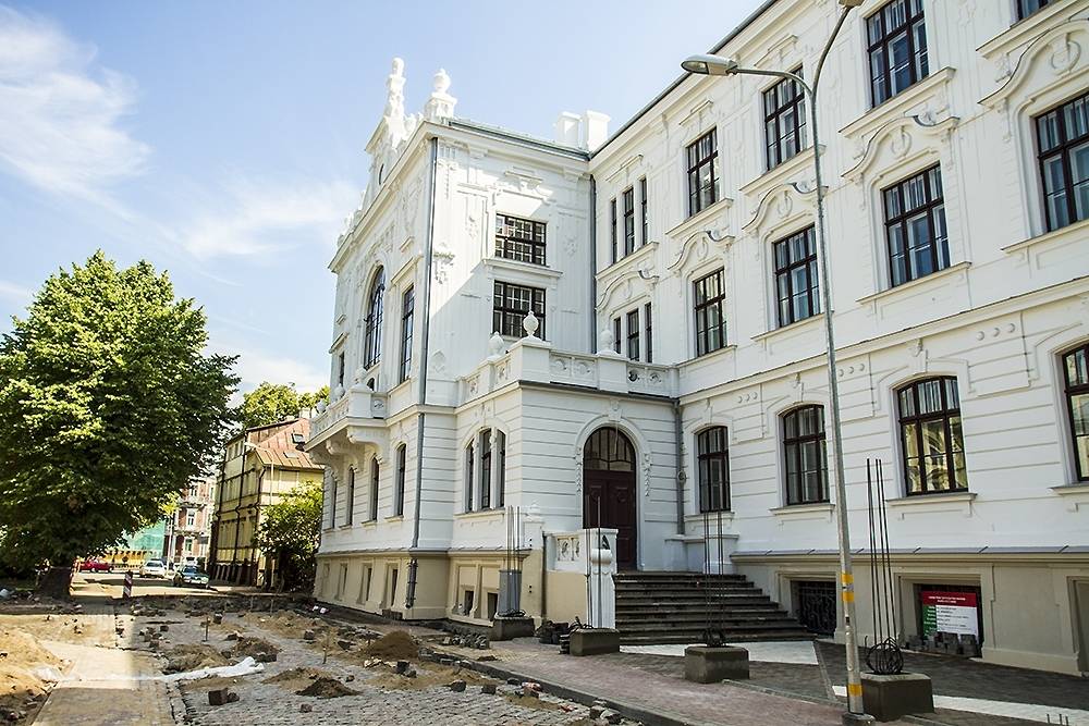 Vērtē Liepājas skolu gatavību jaunajam mācību gadam