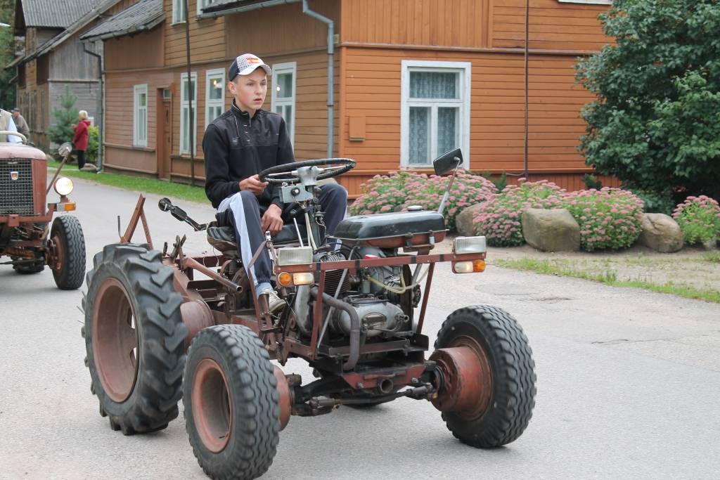 FOTO: Traktortehnikas dienas Rucavā