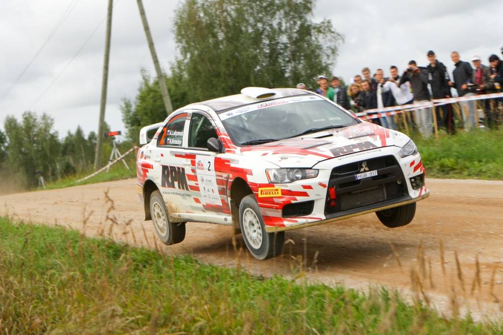 Rallijā "Kurzeme" pārliecinoši uzvar Lukjaņuks; Ķenavs - trešais