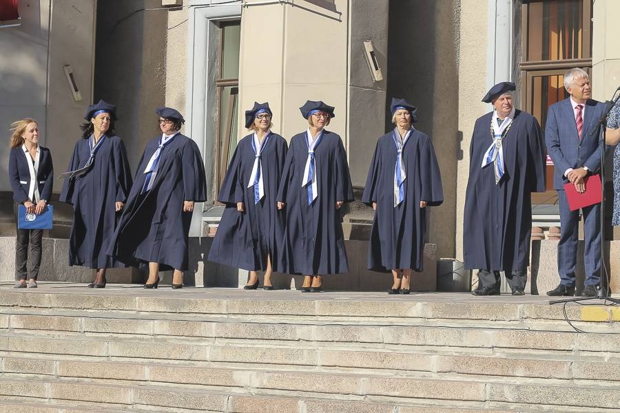 Jubilejas zīmē sākas Liepājas Universitātes studiju gads