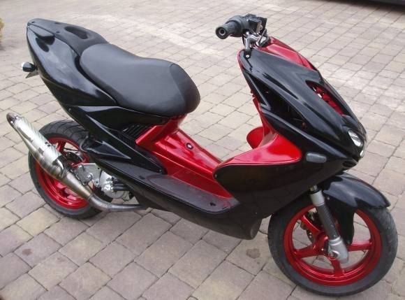 Liepājā nozog motorolleri