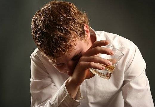 Atsāk darbu anonīmo alkoholiķu grupas