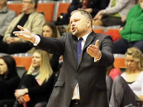 Basketbolists Helmanis plāno atkal iziet laukumā