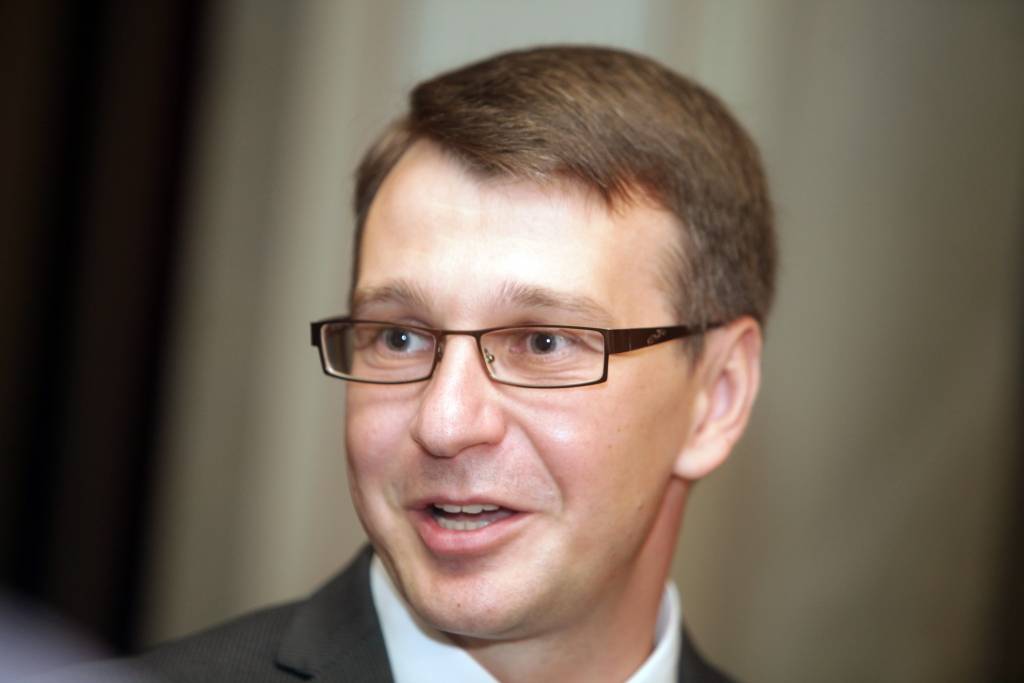 Raidījums: Eksperti neatrod pamatojumu Streļčenoka atlaišanai