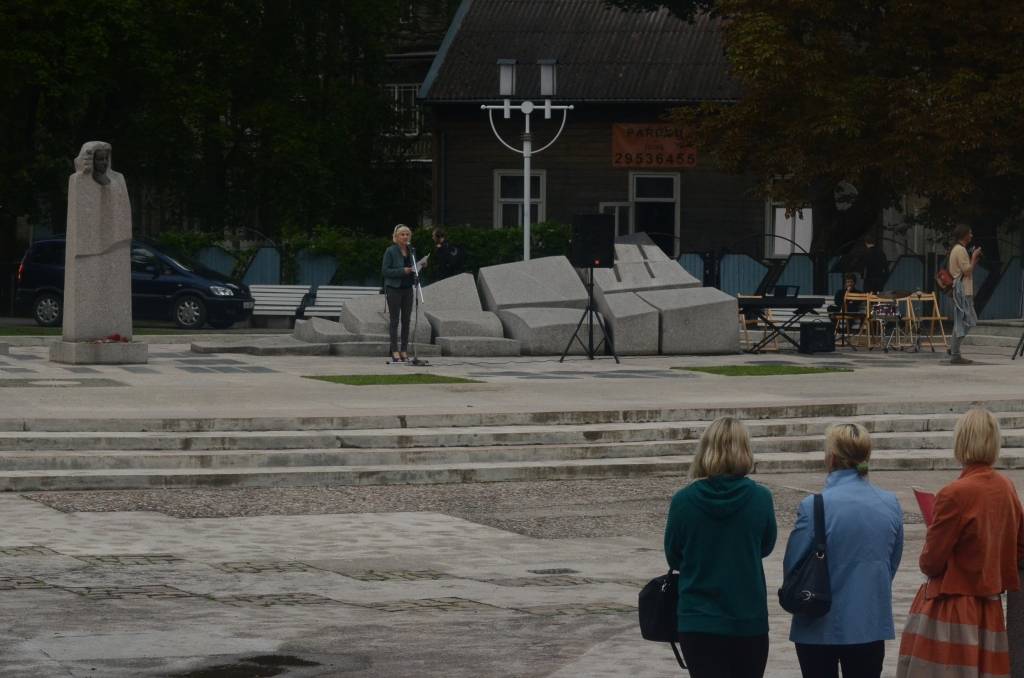 FOTO.VIDEO: Liepājā sākas Dzejas dienas