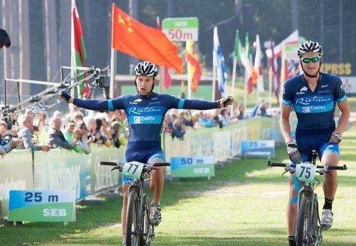 Flaksis un Smirnovs pārspēj igauņus, triumfējot lielajā Tartu MTB maratonā