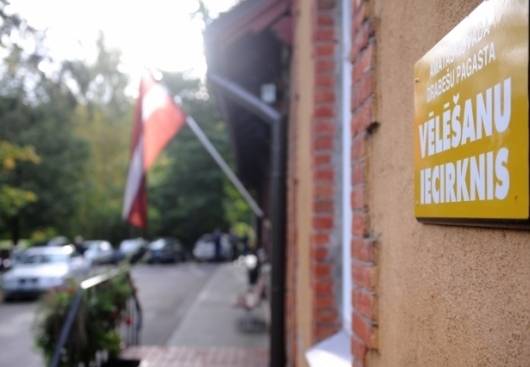 LETA, LNT un RSU veiks vēlētāju aptauju pie iecirkņiem