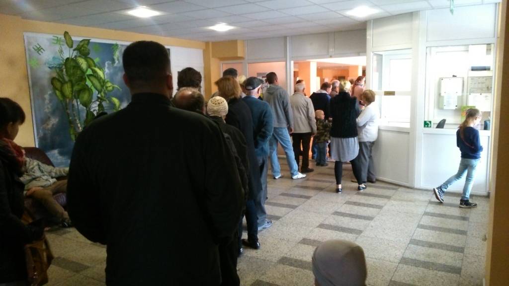 Salaspilī iecirkņos rindas; grib balsot arī par Rīgas un Latgales kandidātiem