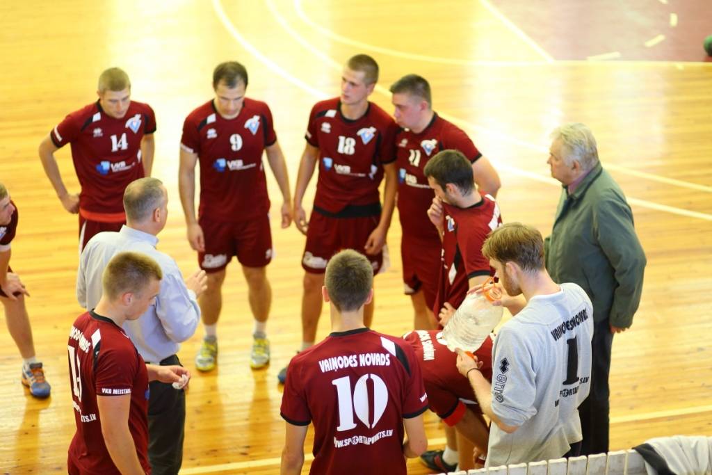 "Vaiņode" Latvijas virslīgas čempionātā zaudē "Jūrmalas sportam"