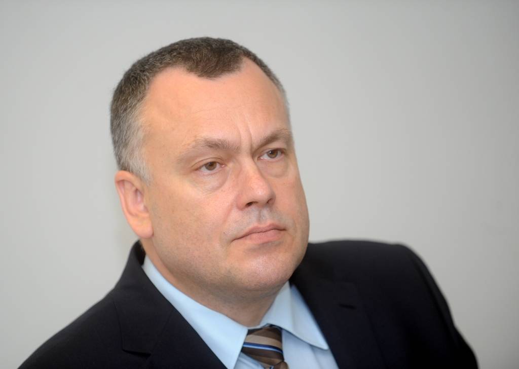 Cimdars: Vājā vieta - pasu spiedogu sistēma; vēlētāju reģistrācijas kārtība būs jāmaina