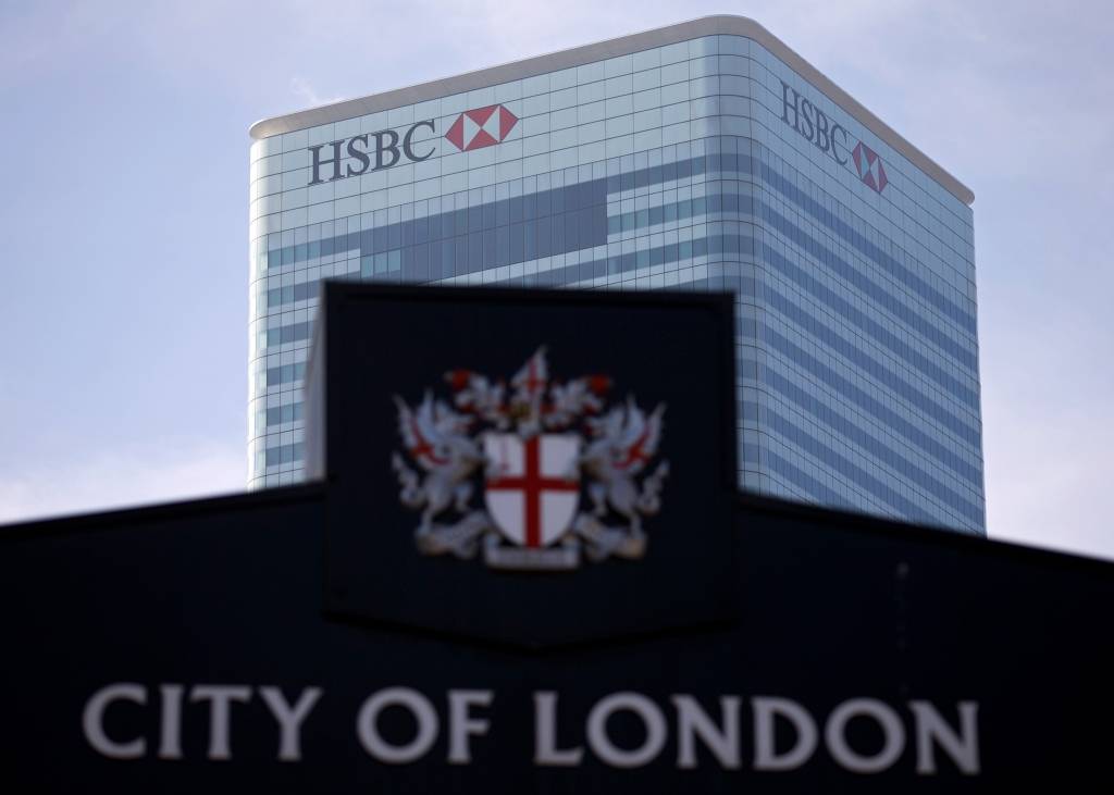 Londonas baņķieri sāk just sviluma smaku