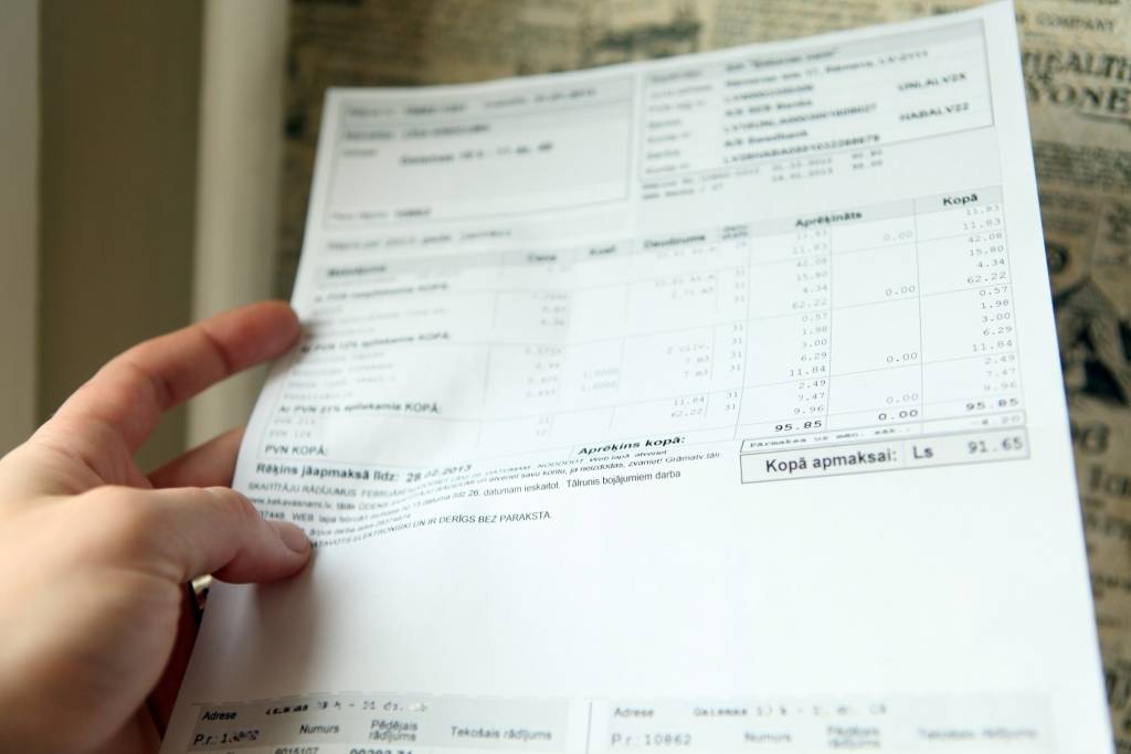Katrs otrais iedzīvotājs uzskata, ka komunālo pakalpojumu rēķins neatbilst patiesībai