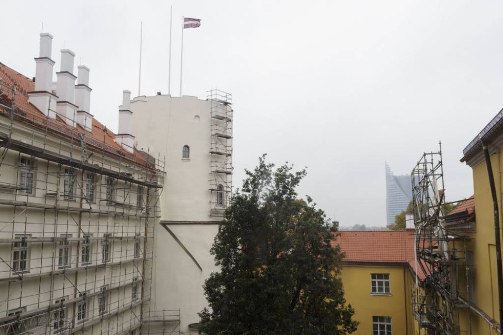 Rīgas pils ārējās apdares darbi tuvojas noslēgumam