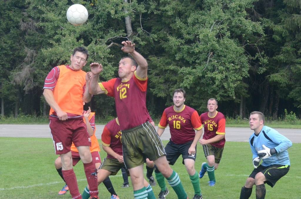 Cīravā noslēgs futbola sezonu