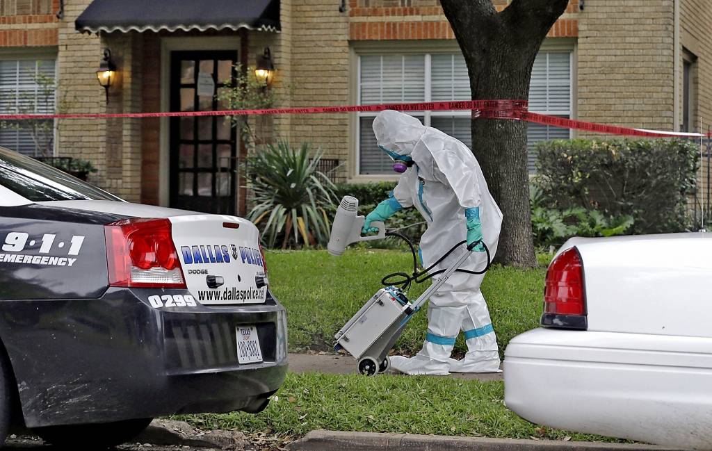 Ebolas vīrusa ēna pār mediķiem